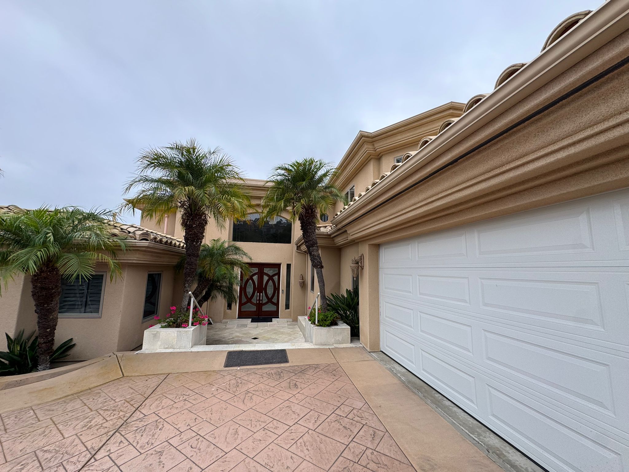 interior and exterior painting company near Clairmont San diego